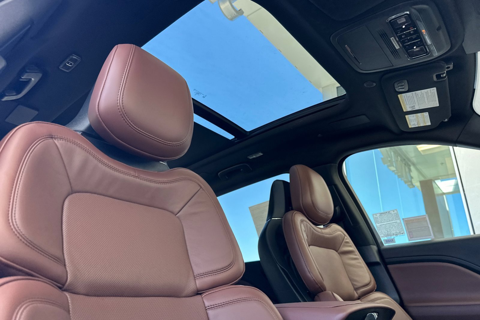 New 2025 Lincoln Aviator Reserve image 17