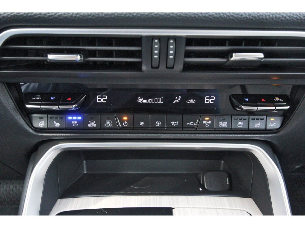 Used 2026 MAZDA CX-90 3.3 Turbo w/ Preferred Package AWD/4WD image 24