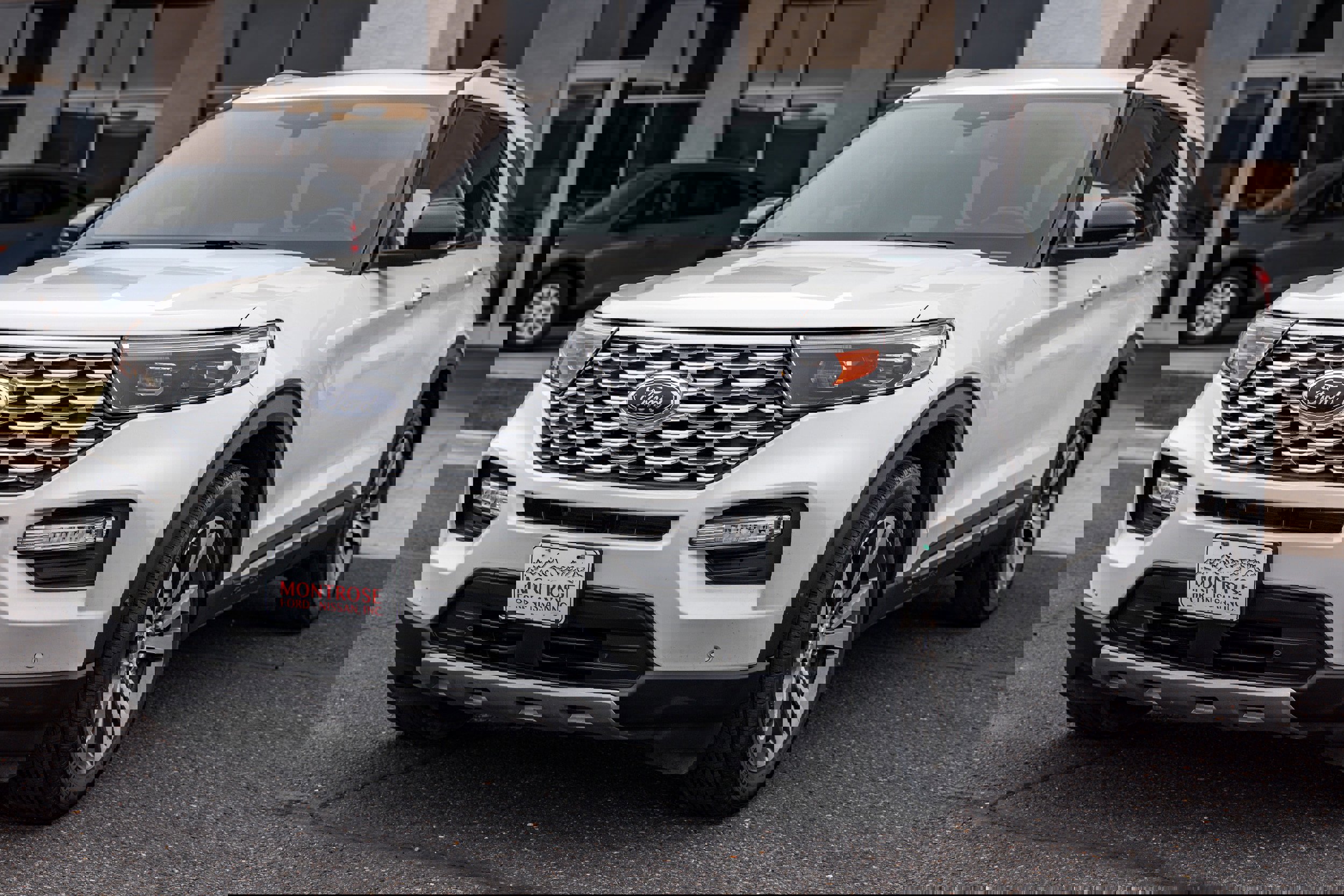 Certified 2020 Ford Explorer Platinum w/ Premium Technology Package