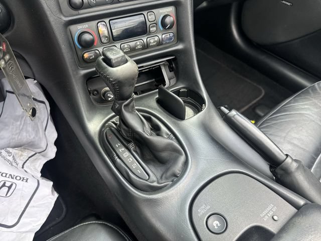 Used 2003 Chevrolet Corvette Convertible RWD image 20