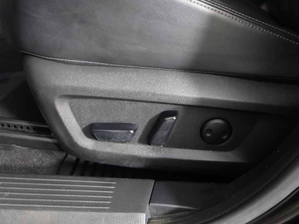 Used 2023 Nissan Rogue Platinum AWD/4WD image 36