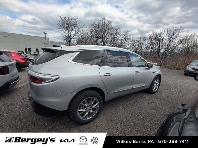Used 2022 Buick Enclave Premium w/ Experience Buick Package AWD/4WD image 11