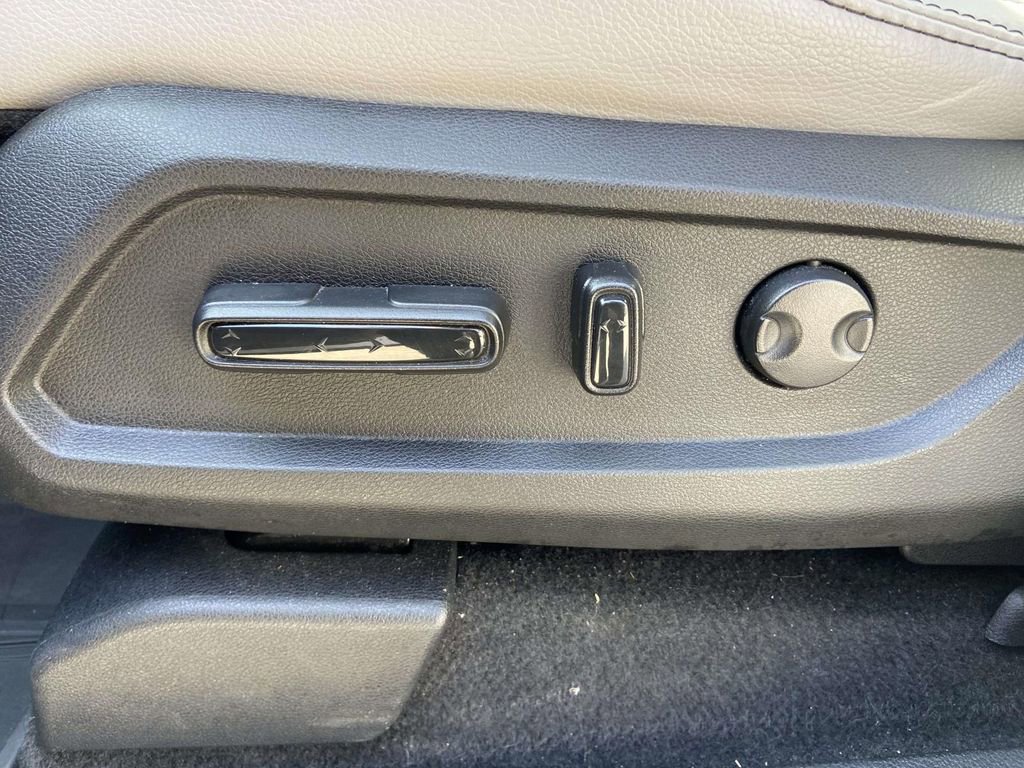 Used 2024 Honda Pilot EX-L image 18