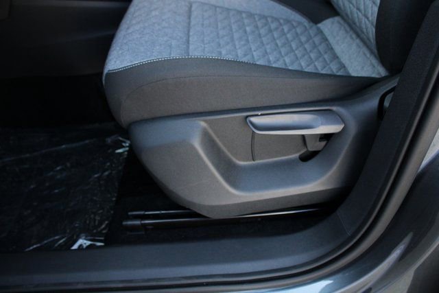 New 2025 Volkswagen Tiguan S image 18