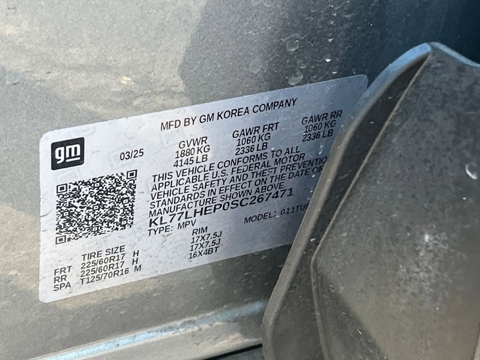 Used 2025 Chevrolet Trax LT w/ LT Convenience Package FWD image 29