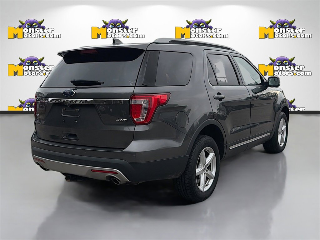 Used 2016 Ford Explorer XLT image 5