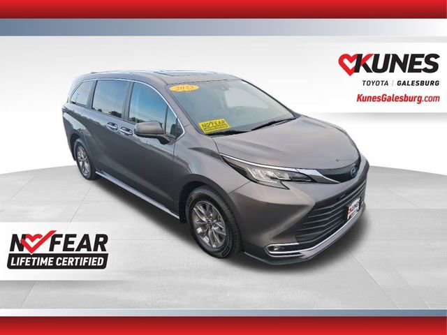 Used 2023 Toyota Sienna XLE