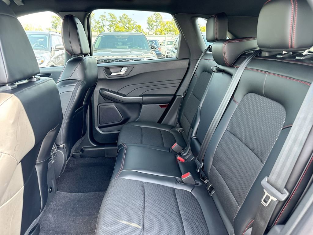 New 2026 Ford Escape ST-Line w/ Tech Pack #1 image 23