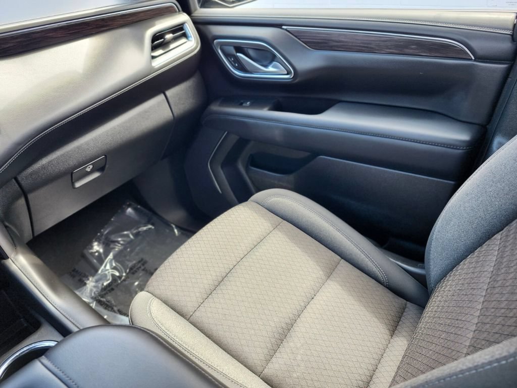 Used 2023 Chevrolet Tahoe LS AWD/4WD image 13