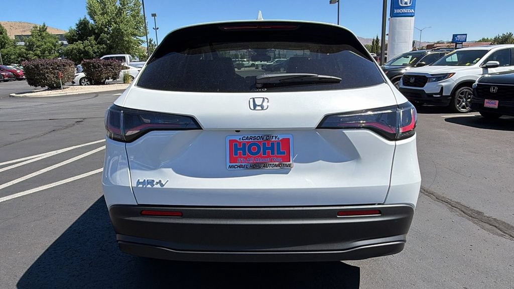 New 2027 Honda HR-V LX image 4
