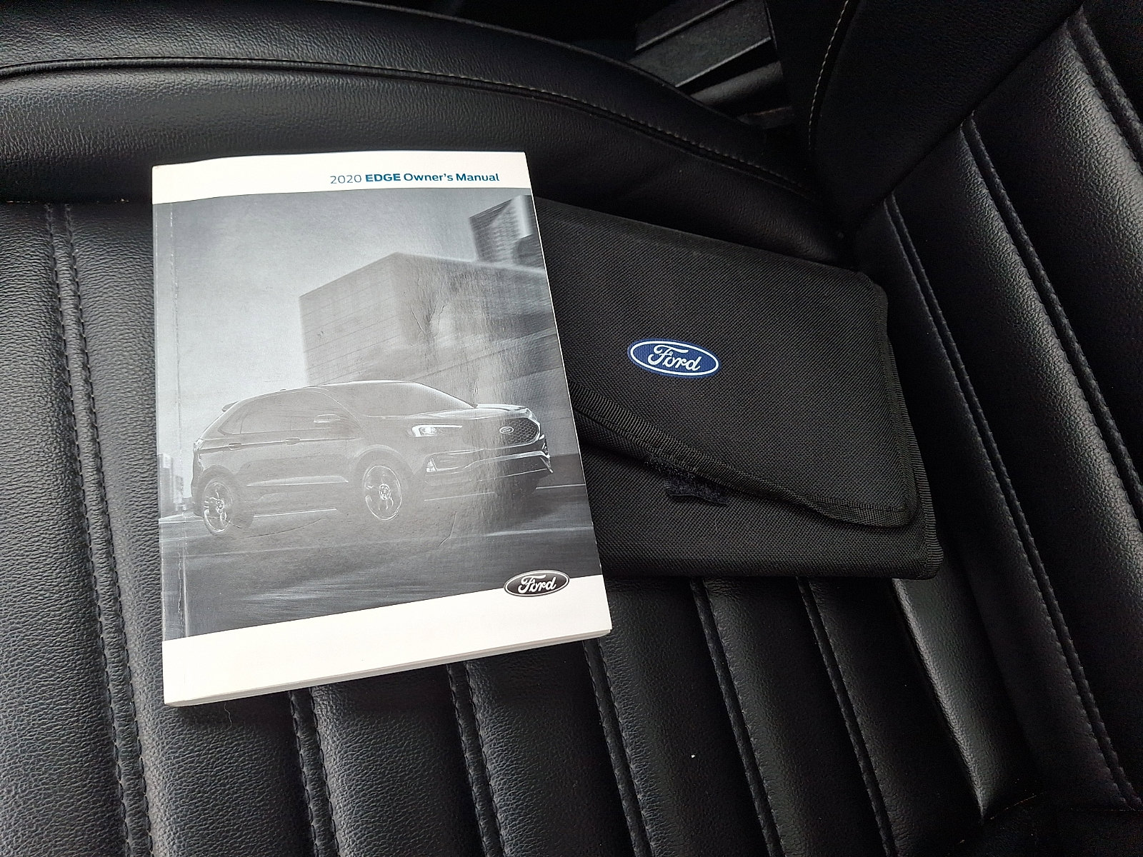 Used 2020 Ford Edge SEL w/ Convenience Package AWD/4WD image 26