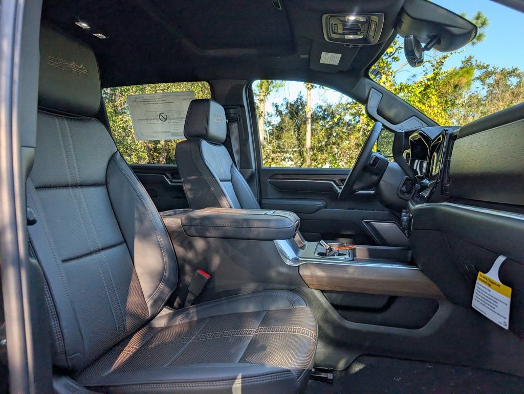 New 2026 Chevrolet Silverado 3500 High Country w/ Midnight Edition image 15
