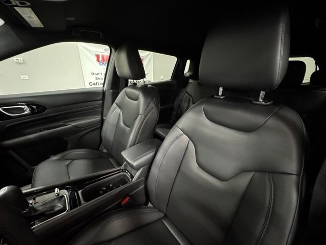 New 2026 Jeep Compass Limited image 33