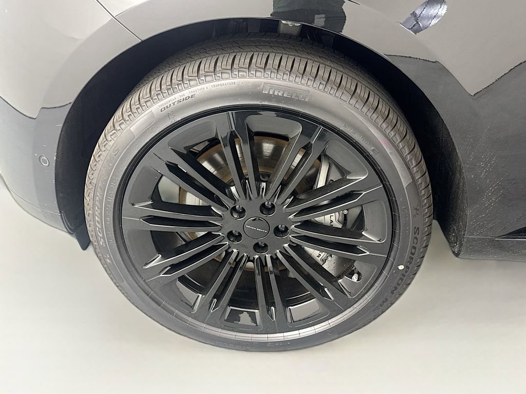 New 2026 Land Rover Range Rover Long Wheelbase SE AWD/4WD image 30