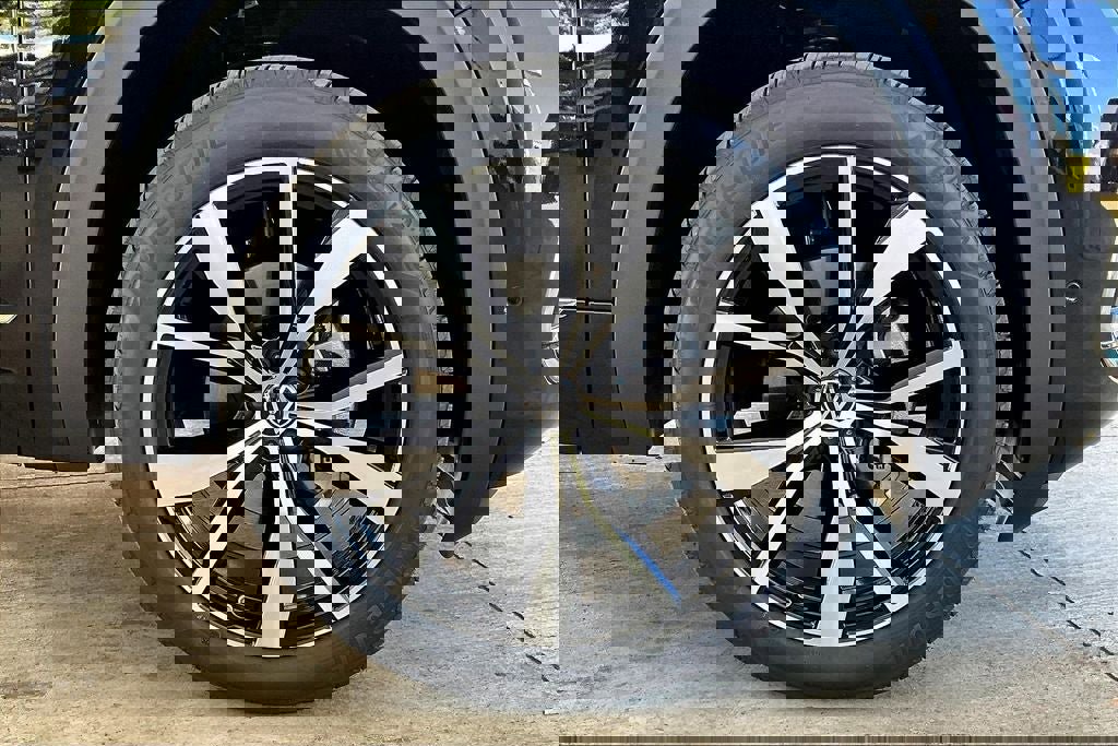 New 2026 Volkswagen Atlas SEL Premium R-Line image 8