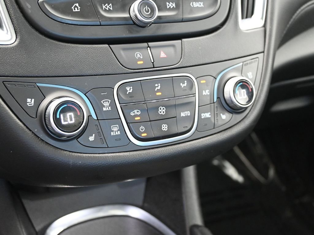 Used 2024 Chevrolet Malibu LT image 27
