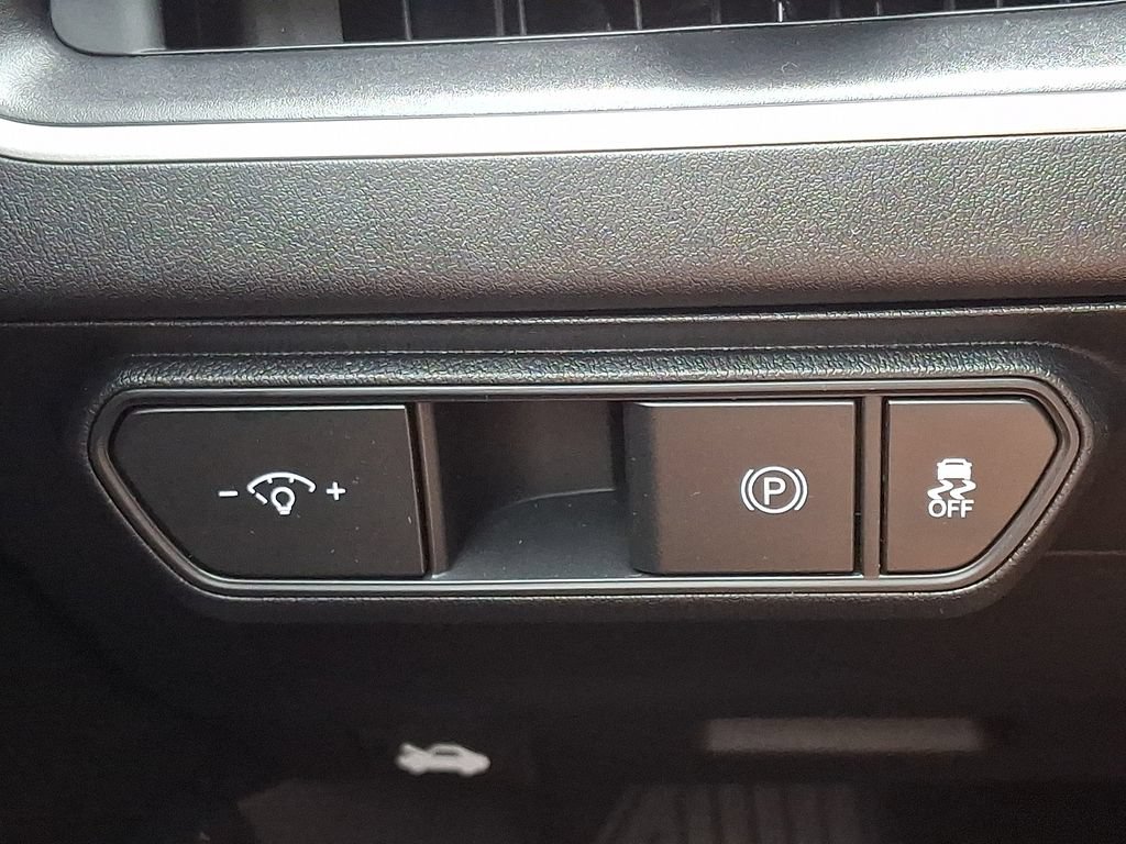 Certified 2025 Kia K4 FWD image 24