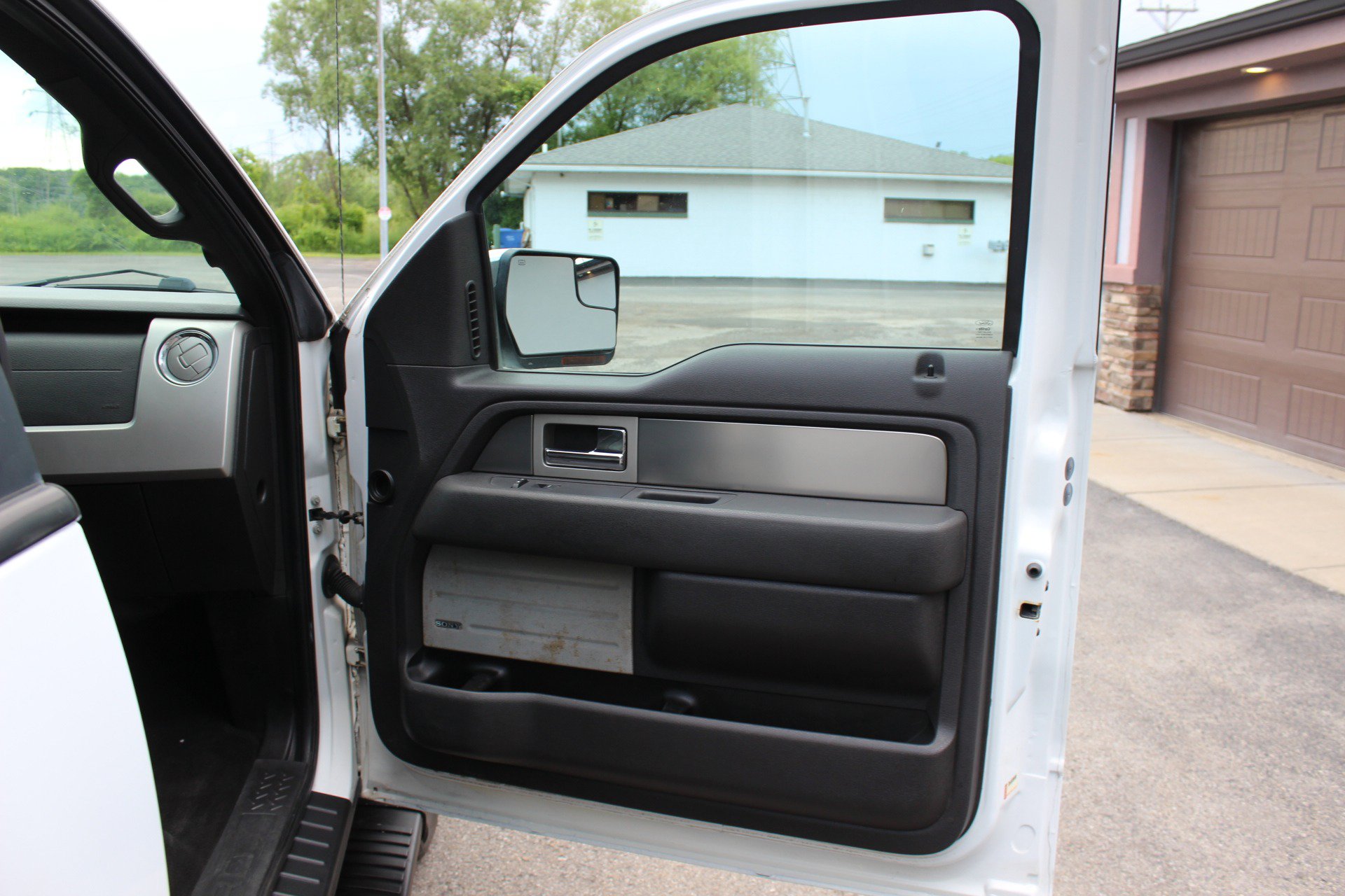 Used 2013 Ford F150 FX4 w/ Luxury Equipment Group AWD/4WD image 32
