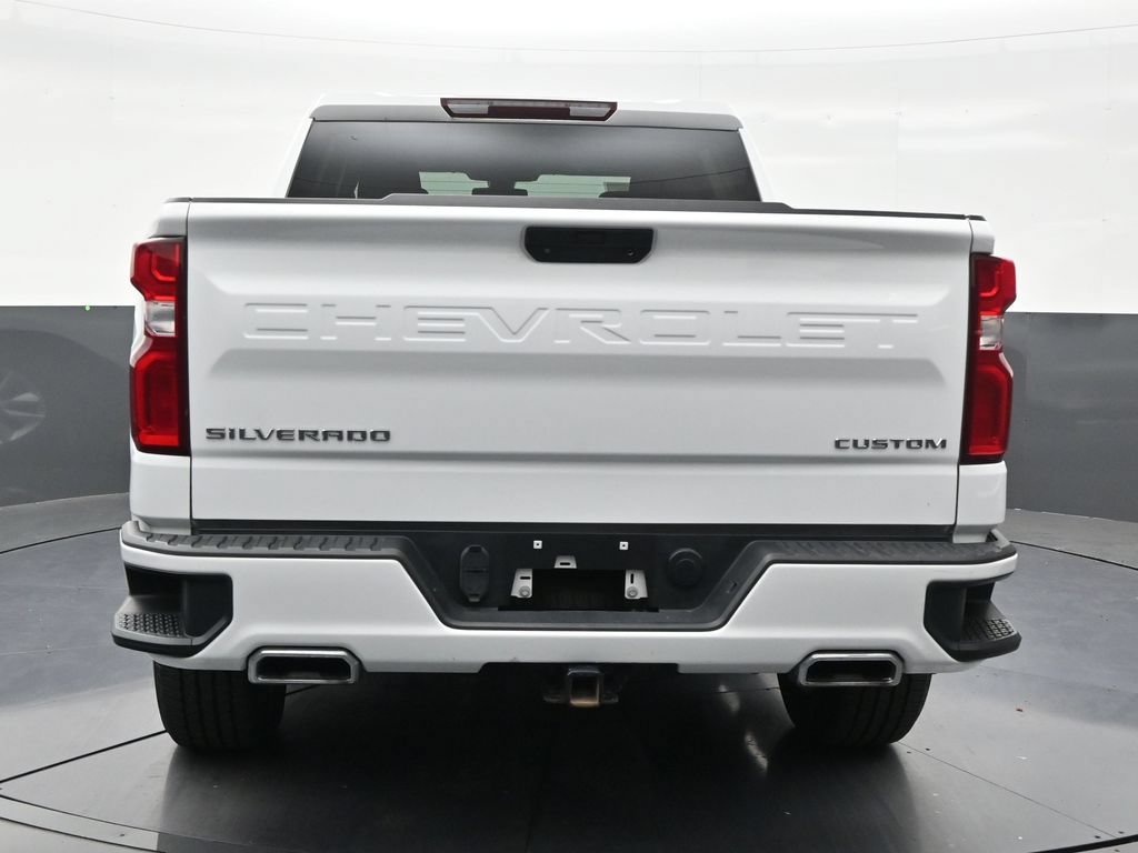 Used 2021 Chevrolet Silverado 1500 Custom w/ Custom Max Trailering Package AWD/4WD image 4