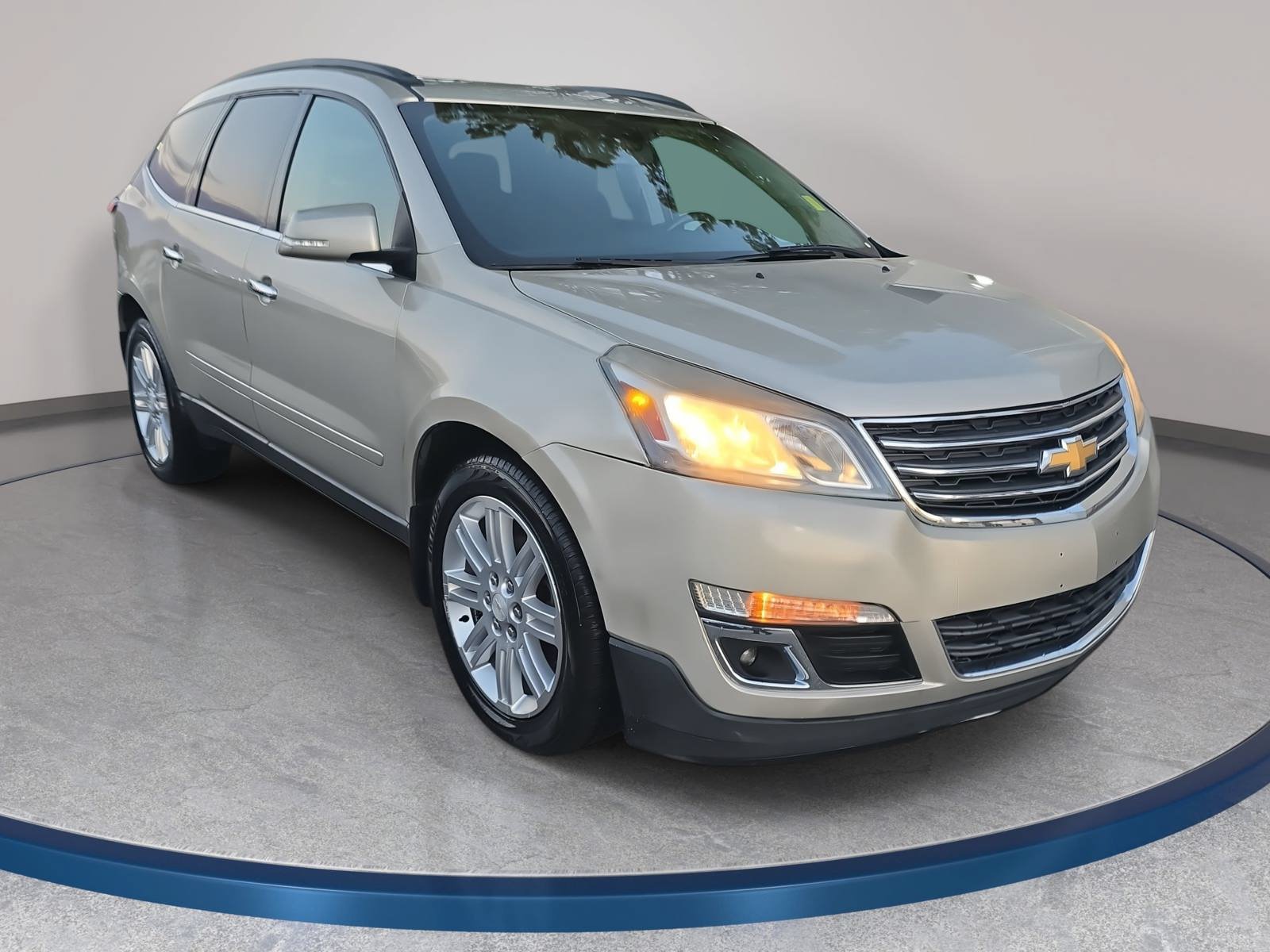 Used 2014 Chevrolet Traverse LT w/ All-Star Edition AWD/4WD image 3
