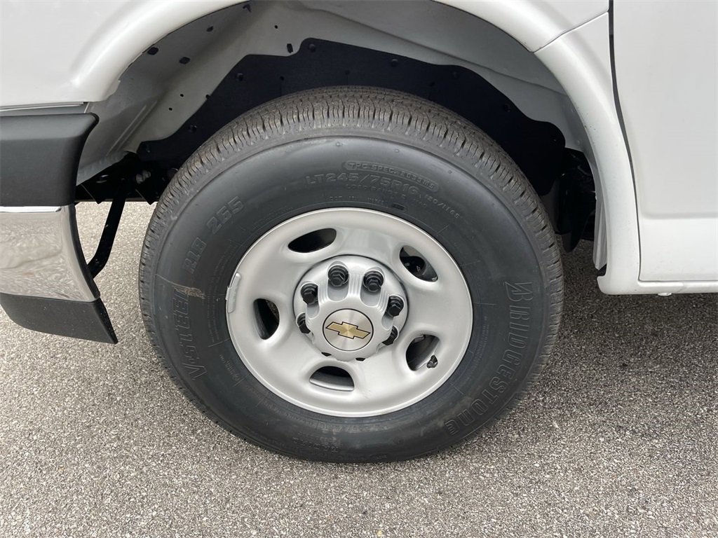 New 2025 Chevrolet Express 2500 w/ Driver Convenience Package image 6