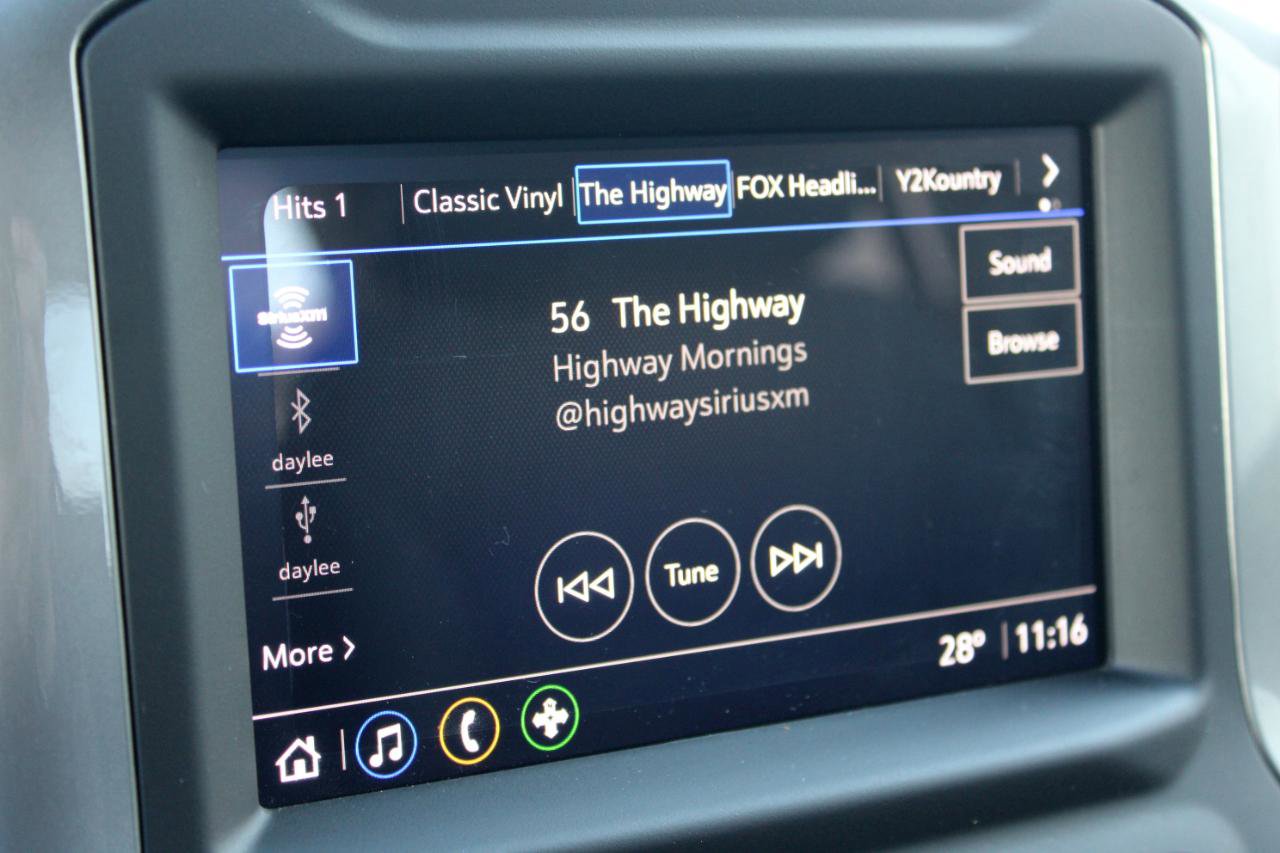 Used 2024 Chevrolet Silverado 1500 Custom image 32