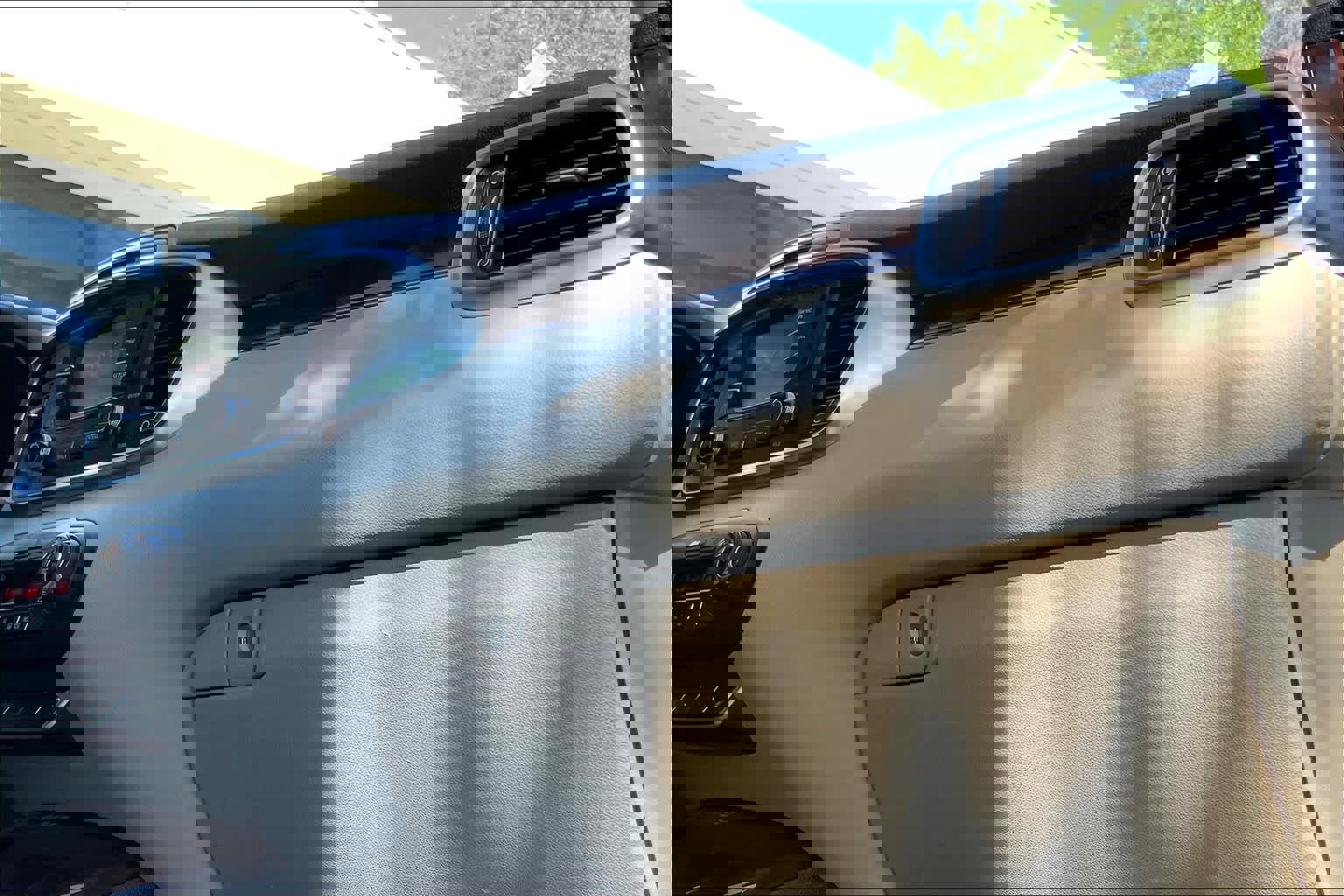 Used 2016 Kia Sorento EX image 18