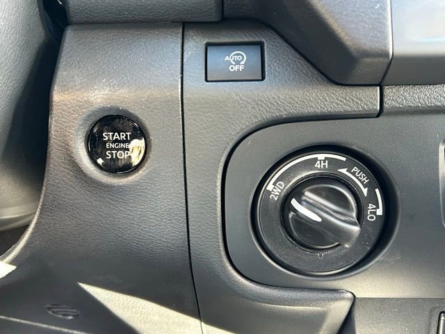 New 2026 Nissan Frontier SV w/ SV Convenience Package AWD/4WD image 40