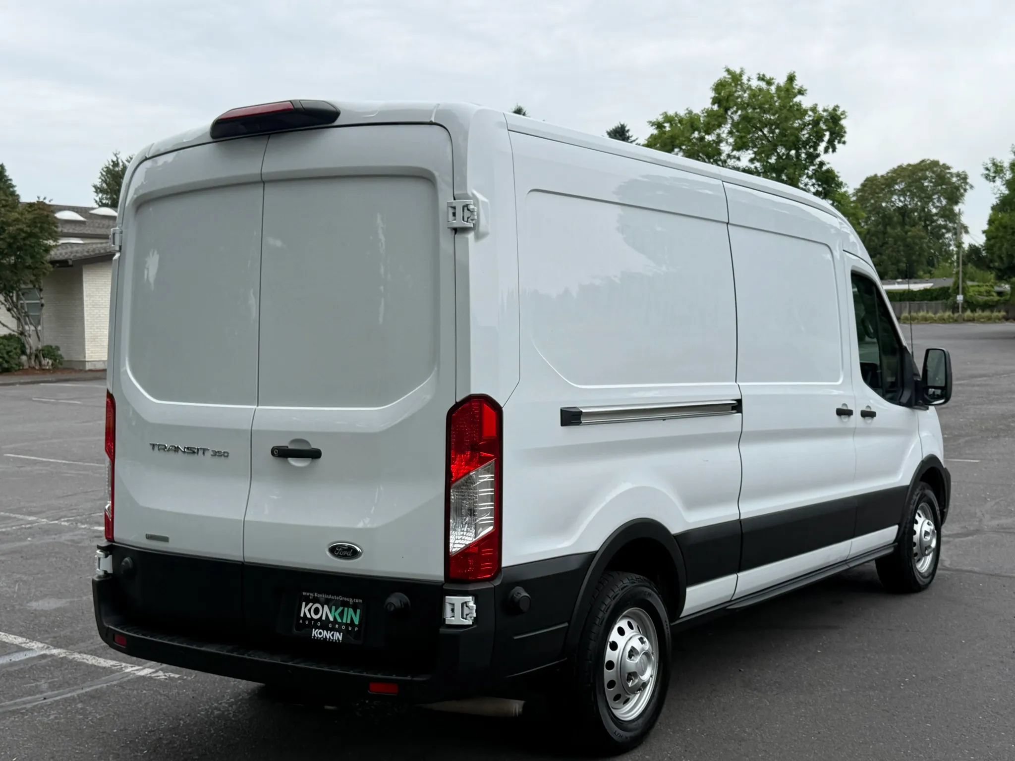 Used 2020 Ford Transit 350 Medium Roof RWD image 6