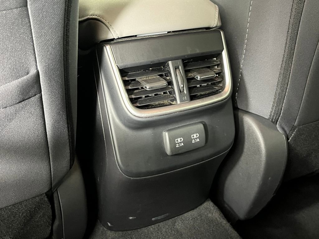 Used 2022 Subaru Outback Premium image 27