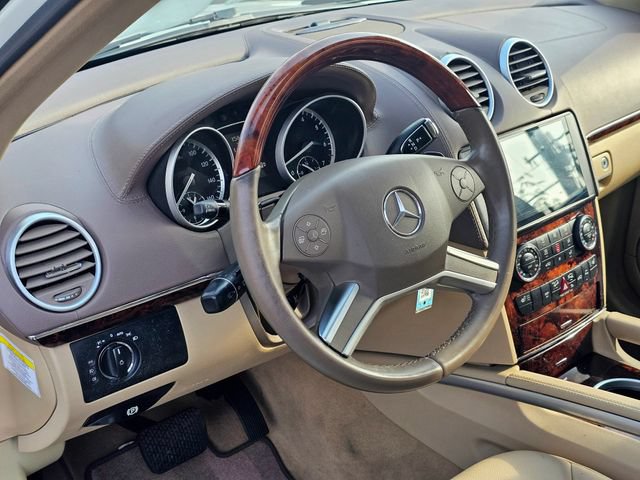 Used 2010 Mercedes-Benz GL 450 4MATIC image 15