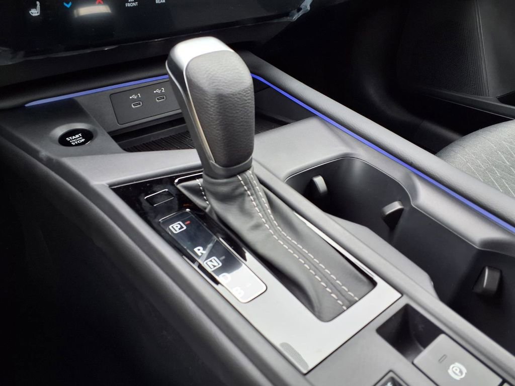 New 2026 Nissan Sentra SV w/ SV Convenience Package FWD image 15