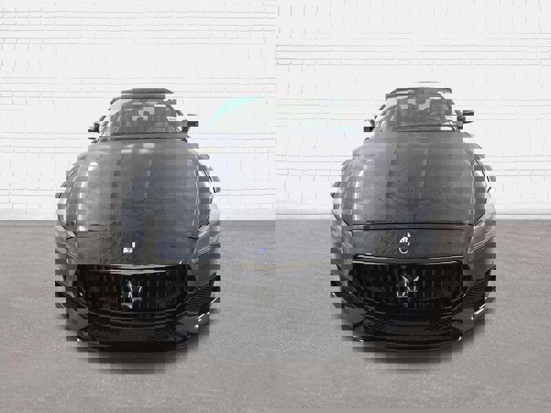 Used 2022 Maserati Quattroporte Modena Q4 AWD/4WD image 3