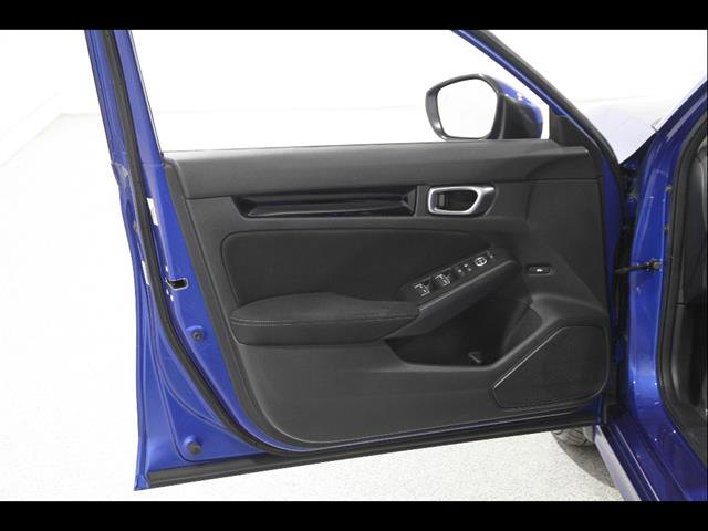 Used 2023 Honda Civic EX image 4