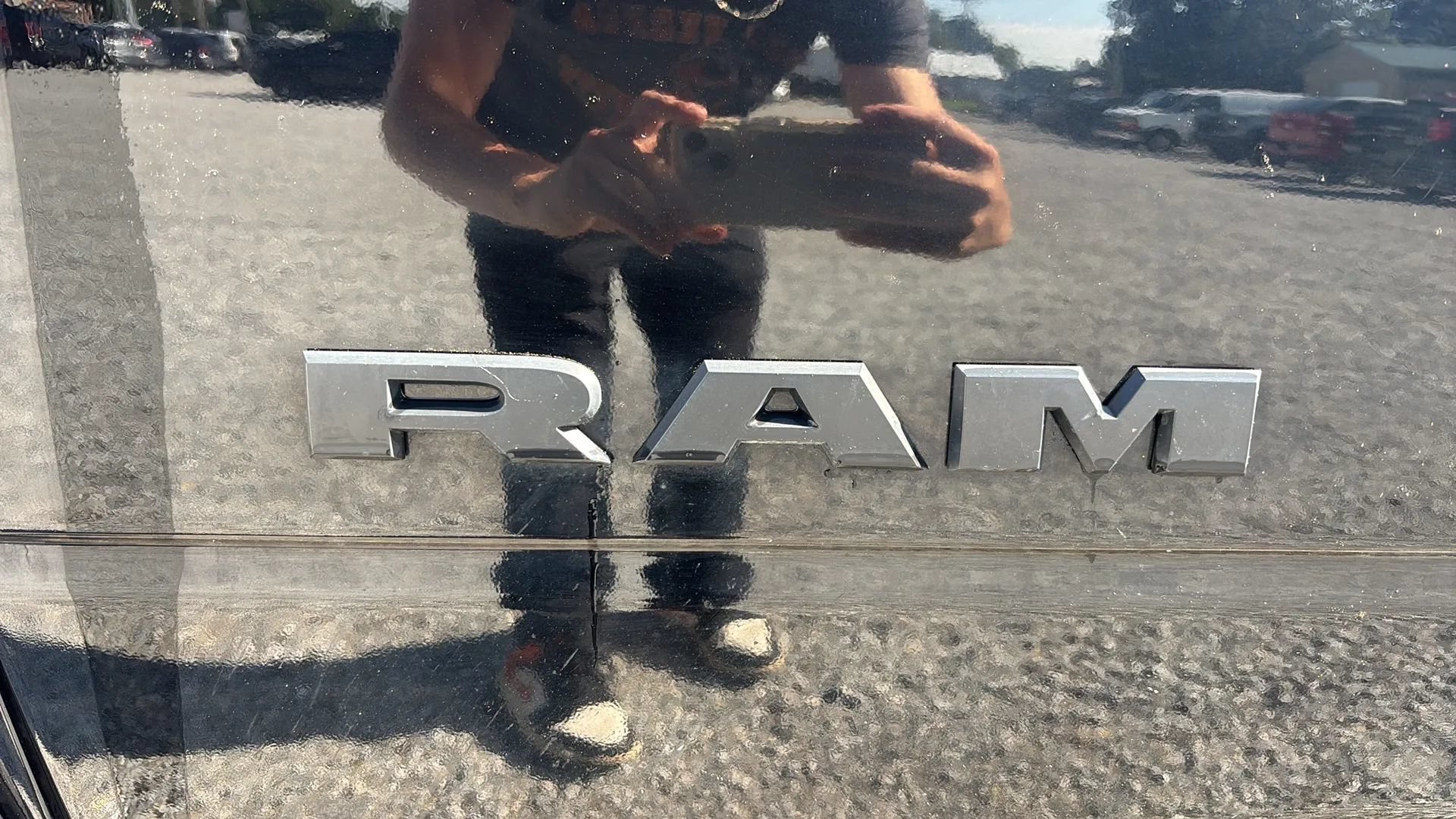 Used 2019 RAM 2500 Laramie AWD/4WD image 17