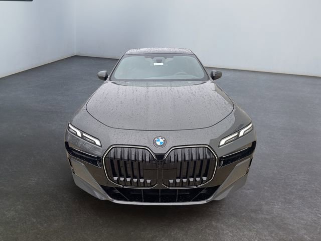 New 2026 BMW 740i xDrive image 11