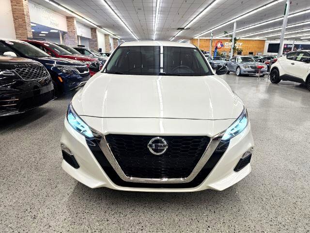 Used 2020 Nissan Altima 2.5 SR image 2
