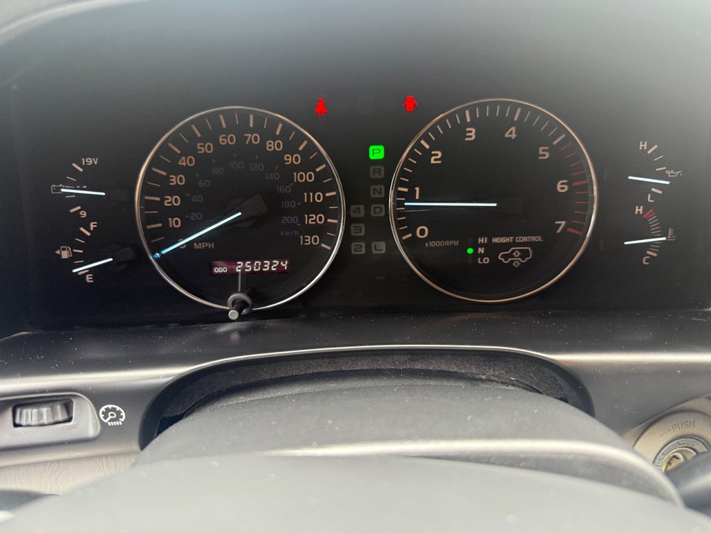 Used 2003 Lexus LX 470 4WD image 56