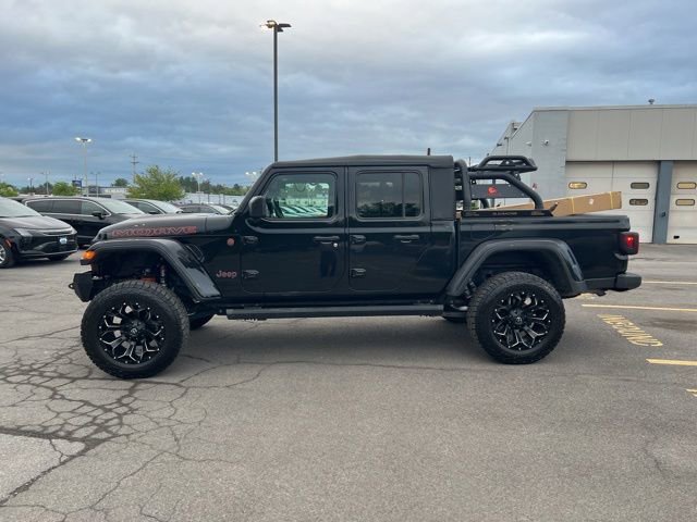 Used 2023 Jeep Gladiator Mojave w/ Trailer Tow Package AWD/4WD image 3