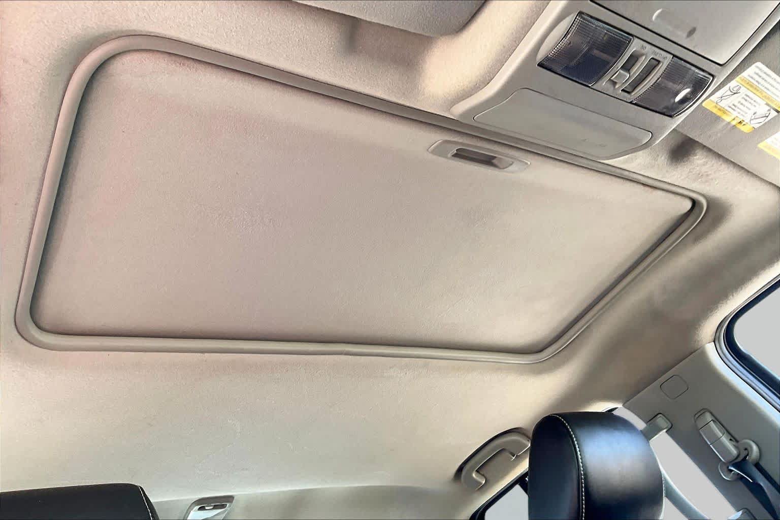 Used 2019 Nissan Frontier PRO-4X w/ Pro-4x Luxury Package AWD/4WD image 14