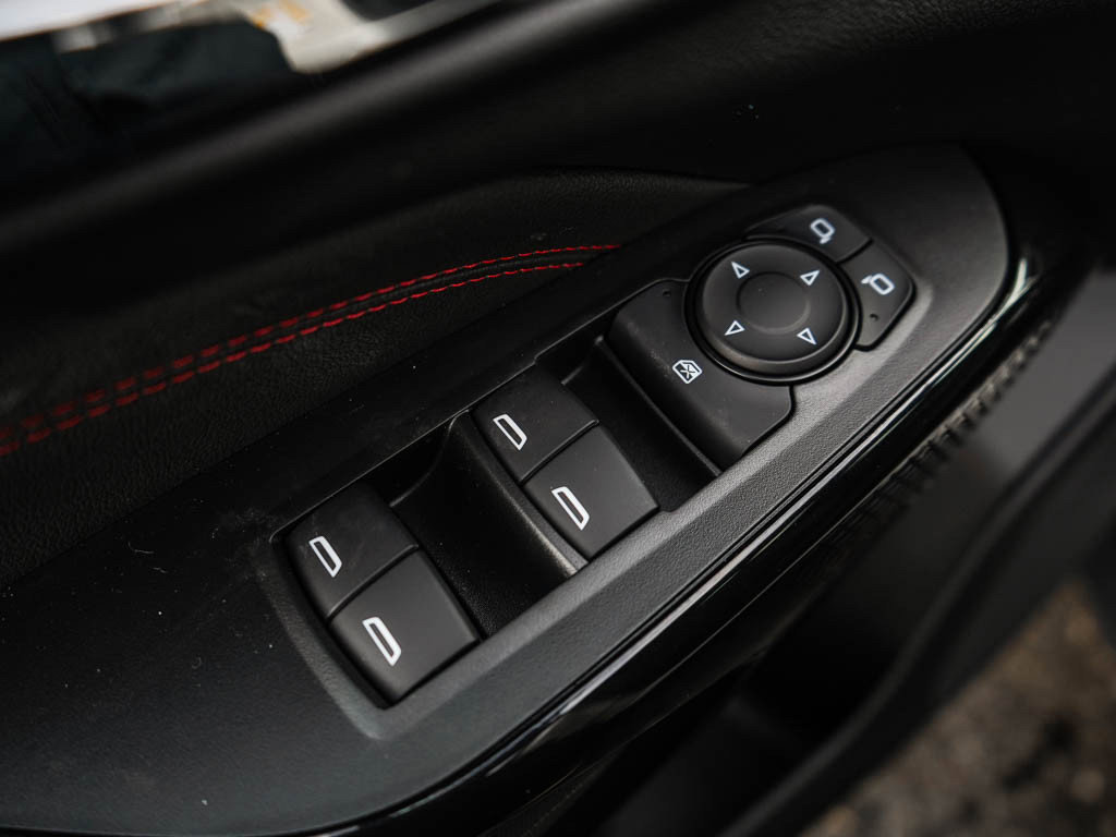 New 2026 Chevrolet Trax RS w/ Driver Confidence Package image 16