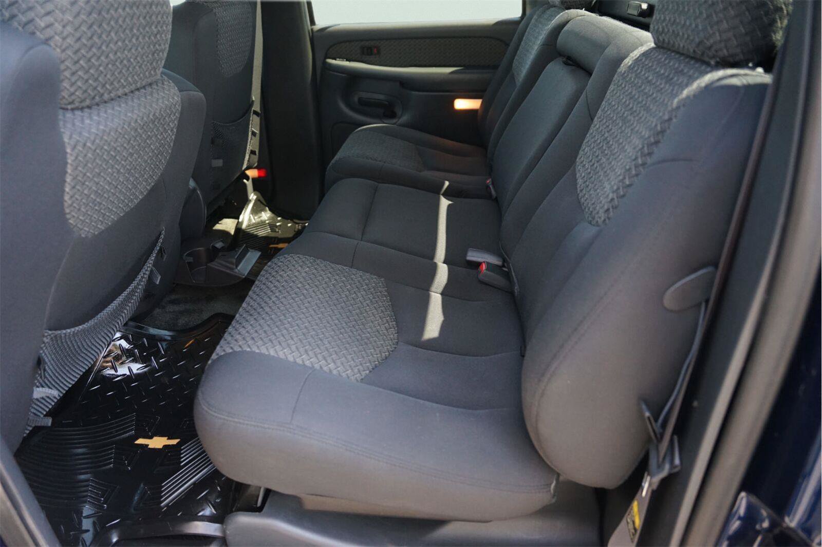 Used 2002 Chevrolet Avalanche 2WD image 12