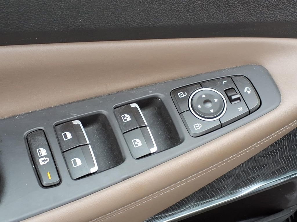 Used 2023 Hyundai Santa Fe Limited image 14