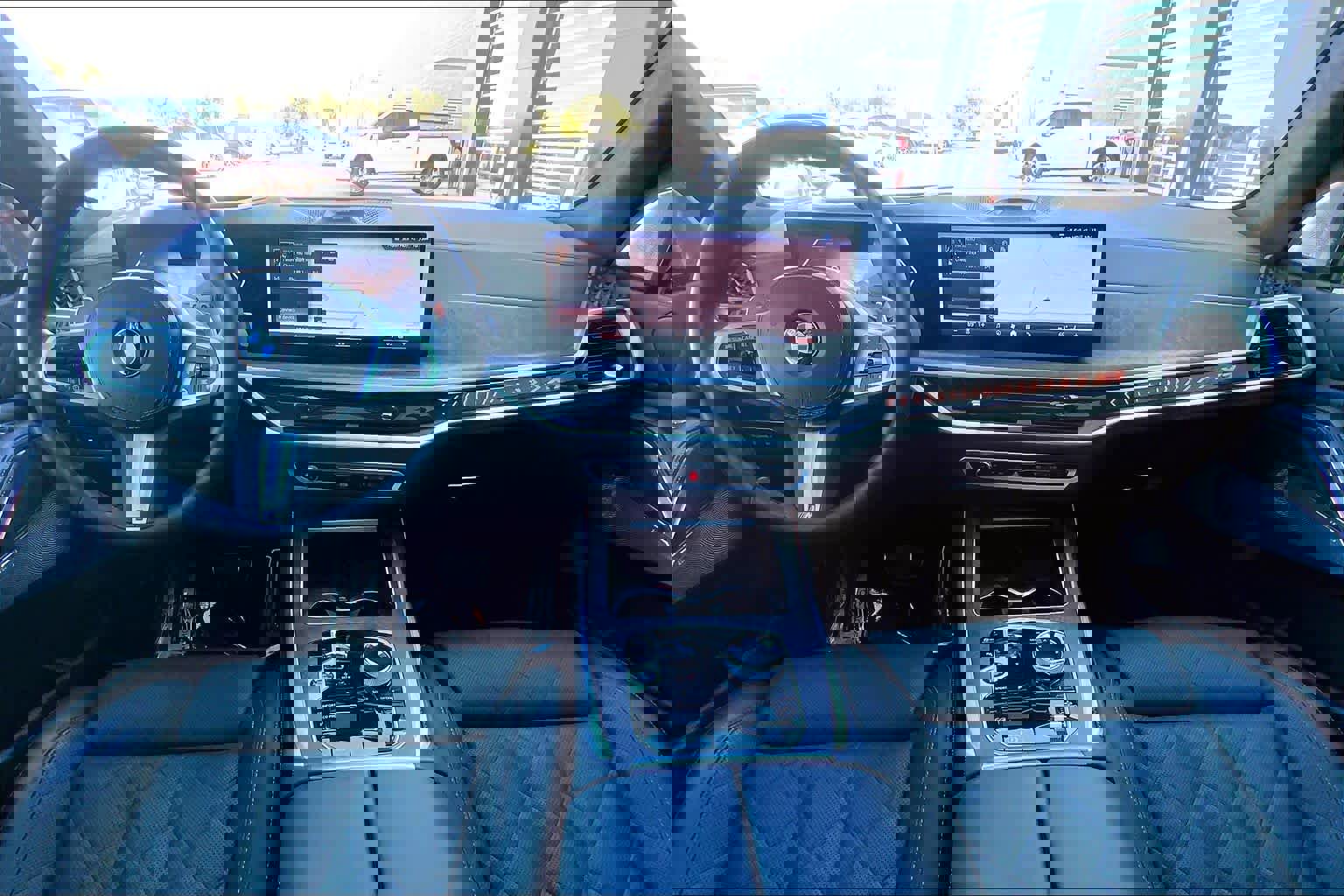 Used 2024 BMW X7 xDrive40i w/ M Sport Package image 13