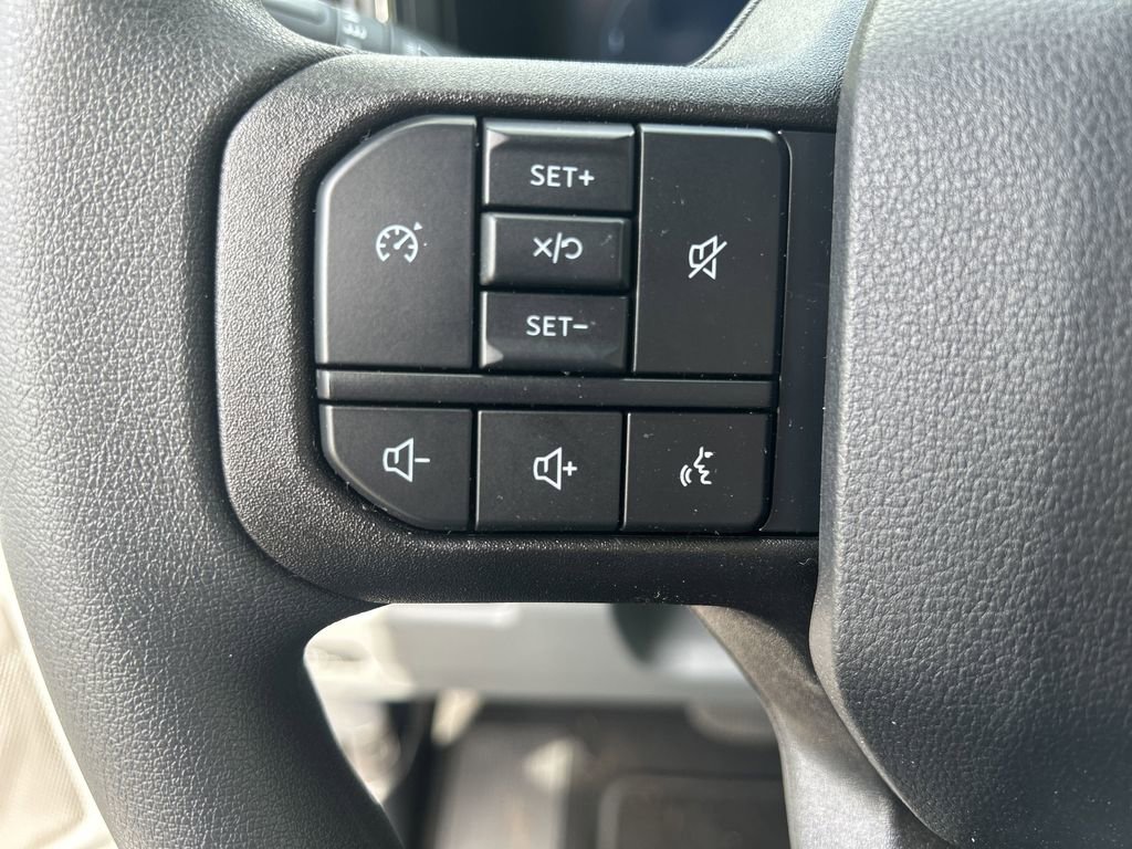 New 2025 Ford F250 XLT w/ Black Appearance Package image 21