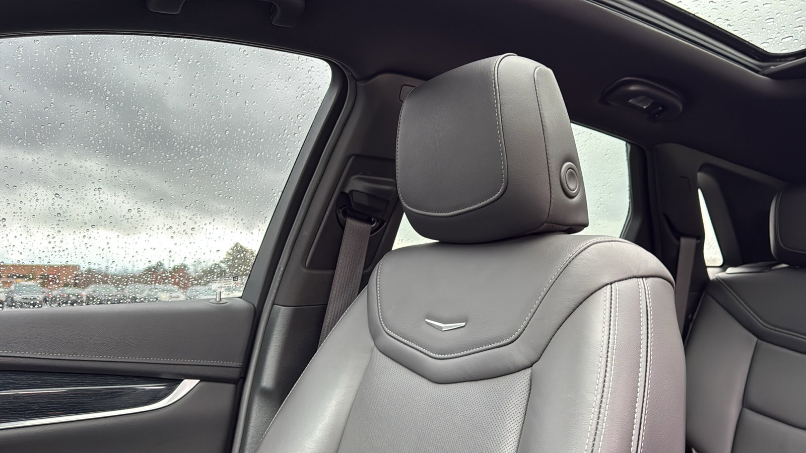 Used 2025 Cadillac XT5 Premium Luxury image 22