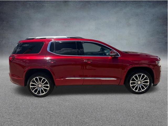 Used 2023 GMC Acadia Denali w/ Denali Technology Package FWD image 12