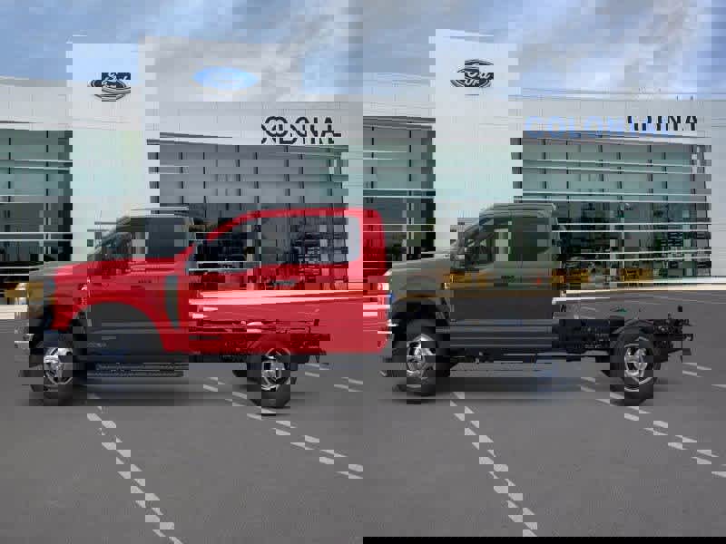 New 2026 Ford F350 4x4 SuperCab DRW Super Duty image 3