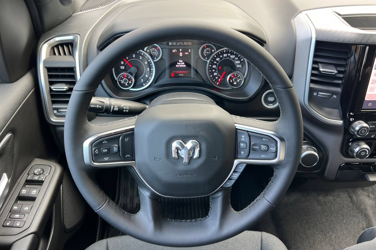 New 2026 RAM 1500 Big Horn AWD/4WD image 14