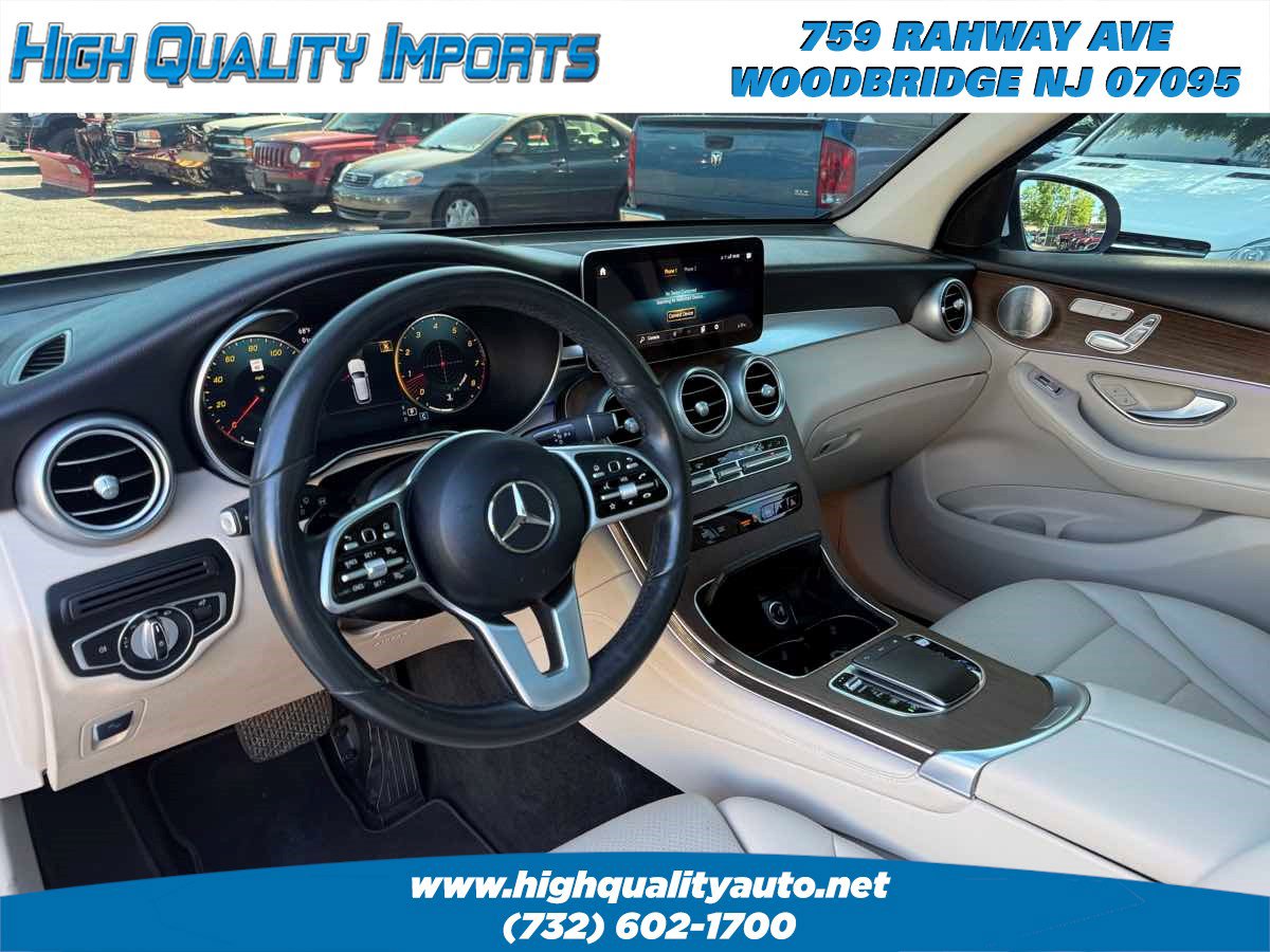 Used 2021 Mercedes-Benz GLC 300 4MATIC w/ Multimedia Package image 39